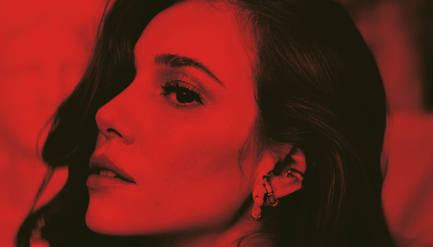 Elçin Sangudan çarpıcı mesaj