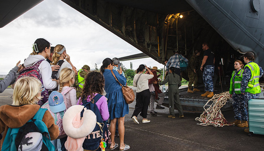 Yeni Kaledonya’daki yabancılar tahliye ediliyor