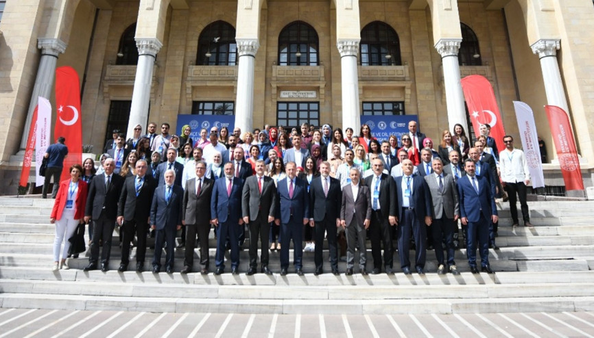 Dil eğitimine yenilikçi yaklaşım