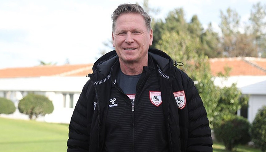 Samsunspor yeni sezonda Markus Gisdolla devam etmeyecek