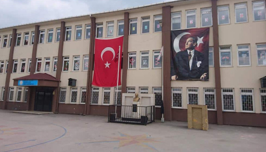 Kocaelide 4,5 milyon TLlik ek ders yolsuzluğu... 8 öğretmen şikayetçi oldu Yeni detaylar ortaya çıktı