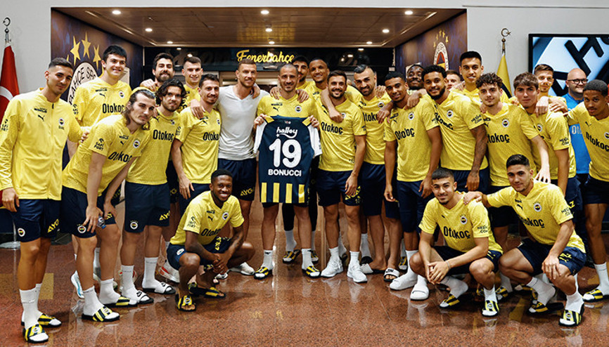 Fenerbahçeden yıldız futbolcuya veda