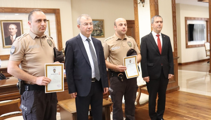 Roma ve Osmanlı dönemine ait 26 küpü tespit etmişlerdi... O bekçilere başarı belgesi