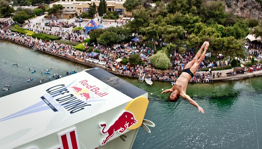 Red Bull Cliff Diving 2024 Atina’da başladı