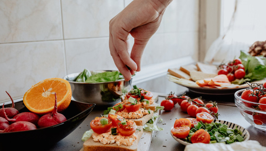 Beyin yaşlanmasını durduruyor, demanstan ölme riskini dahi azaltıyor İşte beyin sağlığını iyileştiren 9 muhteşem gıda Beyin yaşlanmasını durduruyor, demanstan ölme riskini dahi azaltıyor İşte beyin sağlığını iyileştiren 9 muhteşem gıda