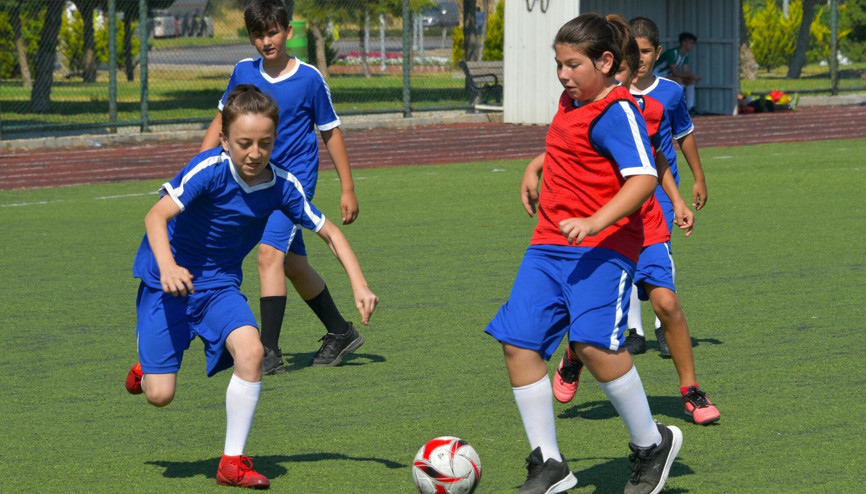 Aliağa Belediyesi yaz spor okulları için kayıtlar başlıyor