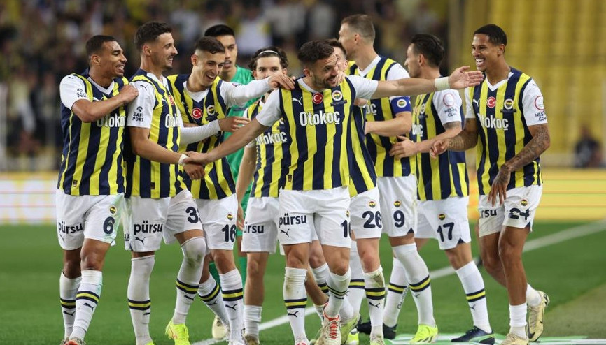 Fenerbahçe, rekorlarla dolu sezonu kupasız kapattı Fenerbahçe, rekorlarla dolu sezonu kupasız kapattı