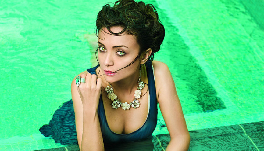 Damla Sönmez: Aşk hayatın yakıtı