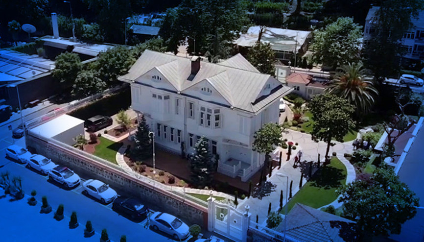 Sarıyerdeki Memduh Paşa Yalısında film gibi soygun: Çuval çuval para çaldılar...130 milyon liralık vurgun