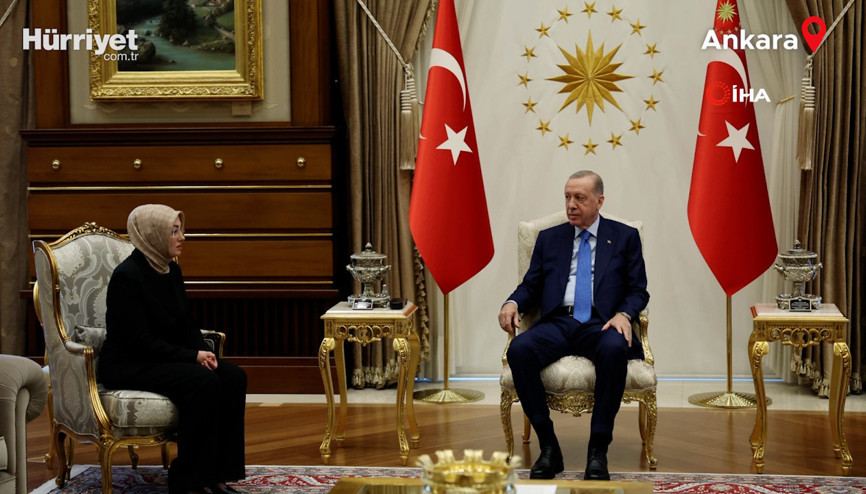 Cumhurbaşkanı Erdoğan, Sinan Ateşin eşi Ayşe Ateş ile görüştü