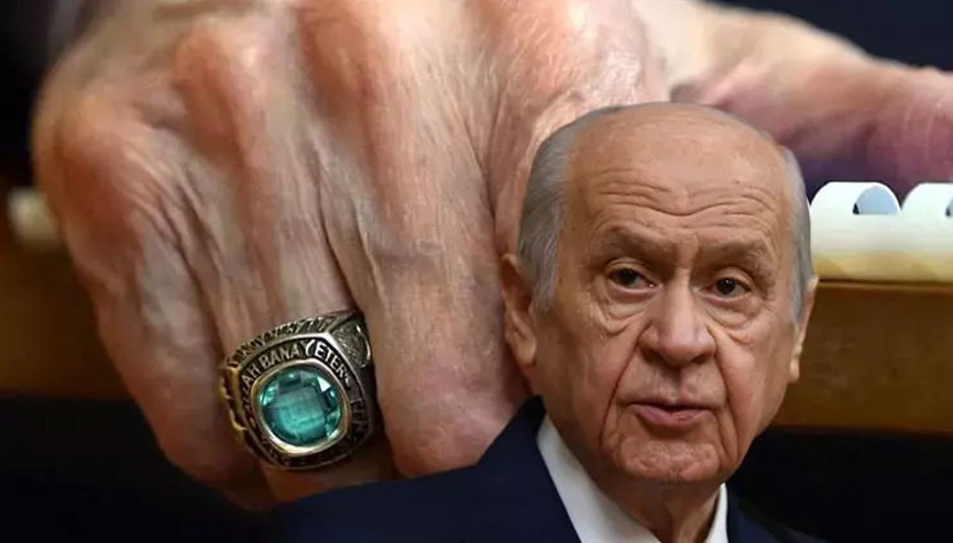 Devlet Bahçeli o yüzükle mesaj mı verdi CNN Türk kulislerde konuşulanlara ulaştı