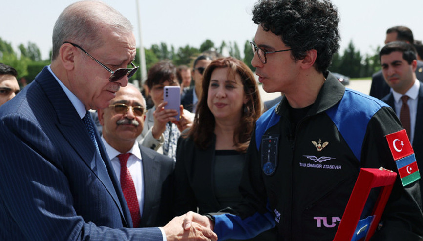 Cumhurbaşkanı Erdoğan, Tuva Cihangir Atasever ile ailesini kabul etti