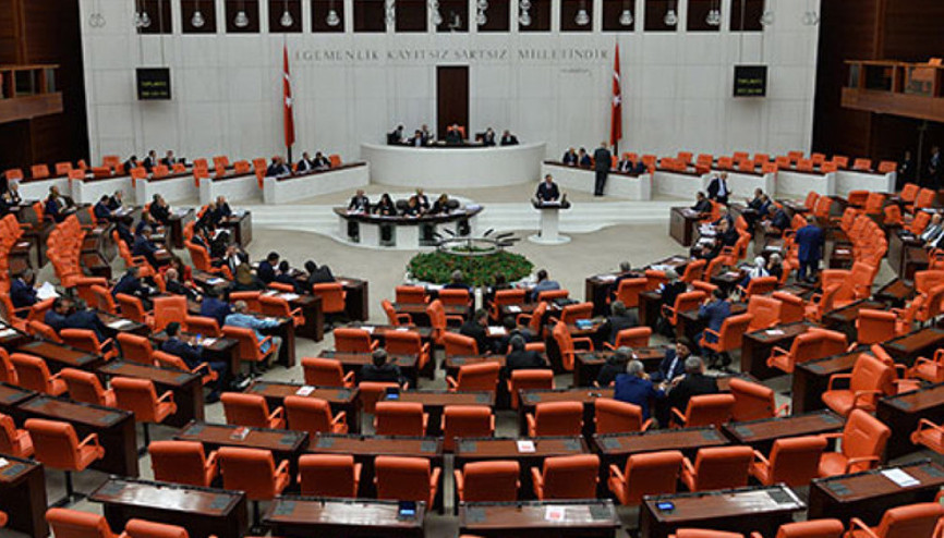 TSK personel kanununda değişiklik yapılmasına dair kanun teklifi Meclisten geçti