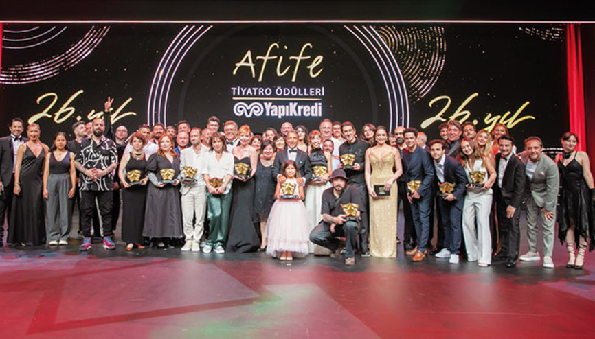 Tiyatronun ödül gecesi