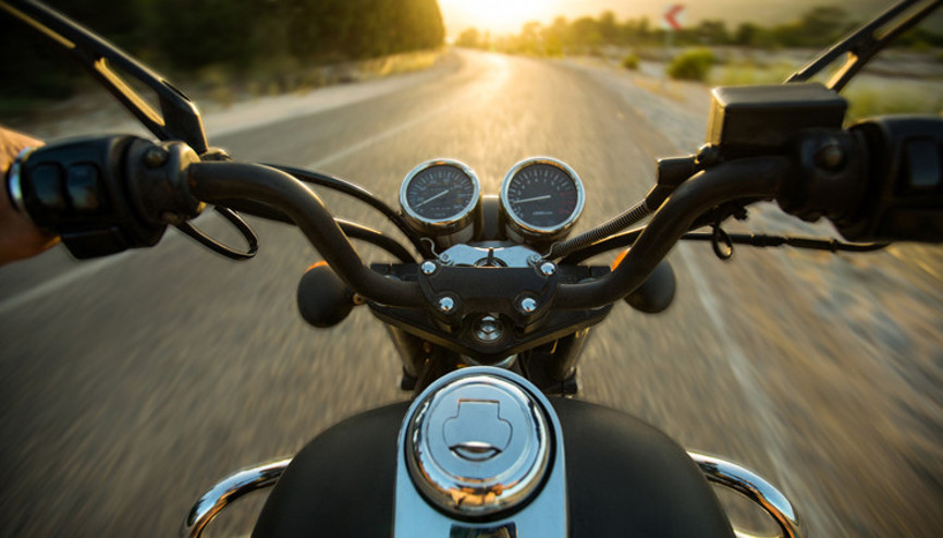 Motosiklette silindir oyunu Motosiklette silindir oyunu