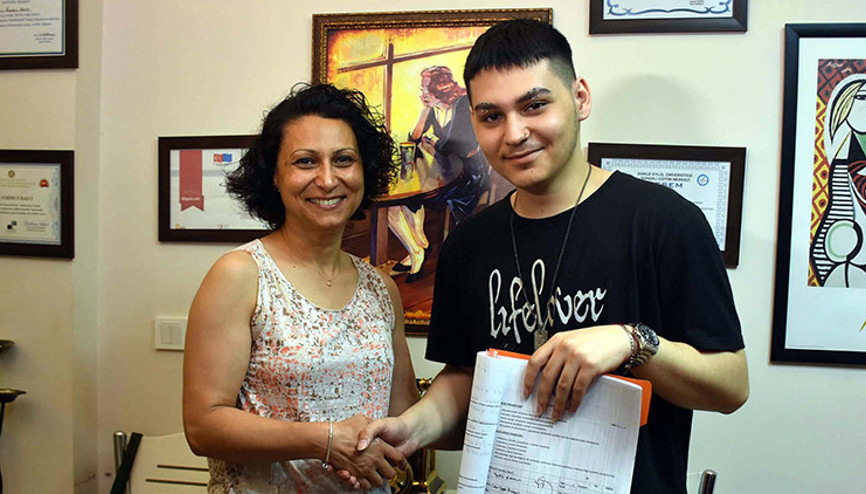 Dokuz Eylül Üniversitesi Kurt ailesinden ayrı eve çıkmak istedi... Anlaşmazlığı ara buluculuk sözleşmesi çözdü Dokuz Eylül Üniversitesi Kurt ailesinden ayrı eve çıkmak istedi... Anlaşmazlığı ara buluculuk sözleşmesi çözdü