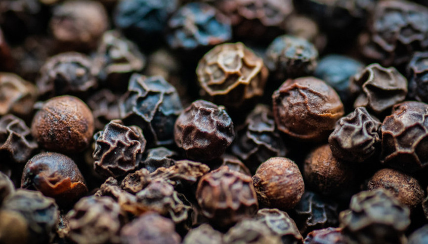 Beyni güçlendiren 5 baharat... Her yemeğe mutlaka ekleyin Hafızayı güçlendiriyor, unutkanlığa iyi geliyor