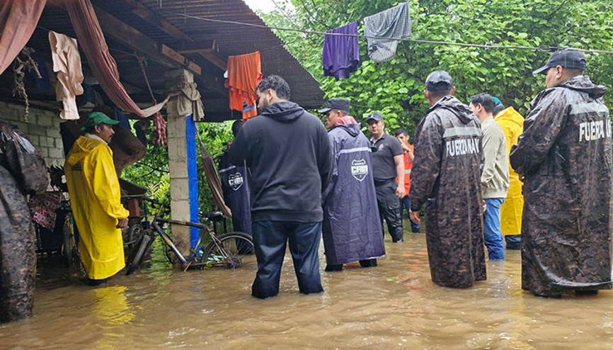 El Salvador’da sel ve toprak kayması can aldı: 11 ölü