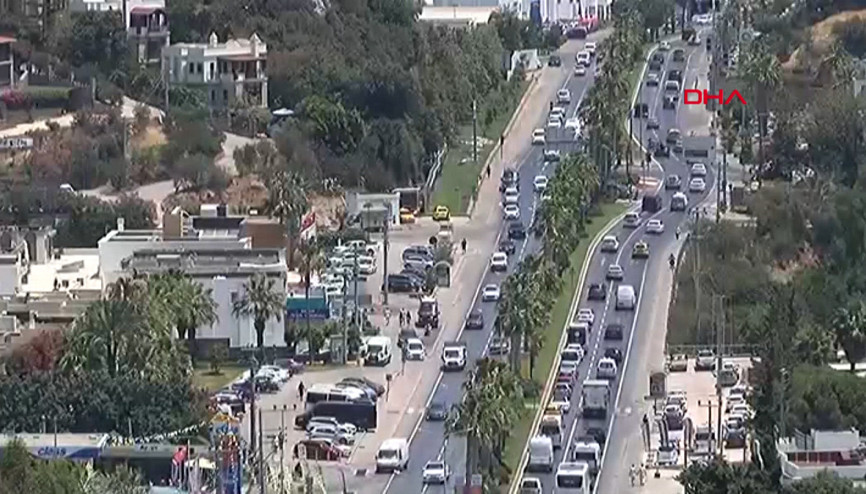 Bodrumda bayram tatili dönüşü yoğun trafik