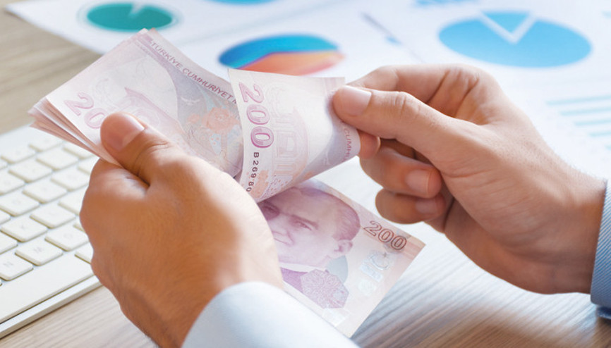 Bütçe mayısta 219.4 milyar lira fazla verdi