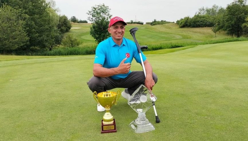 Milli golfçü Mehmet Kazan, Çekya’da şampiyon oldu