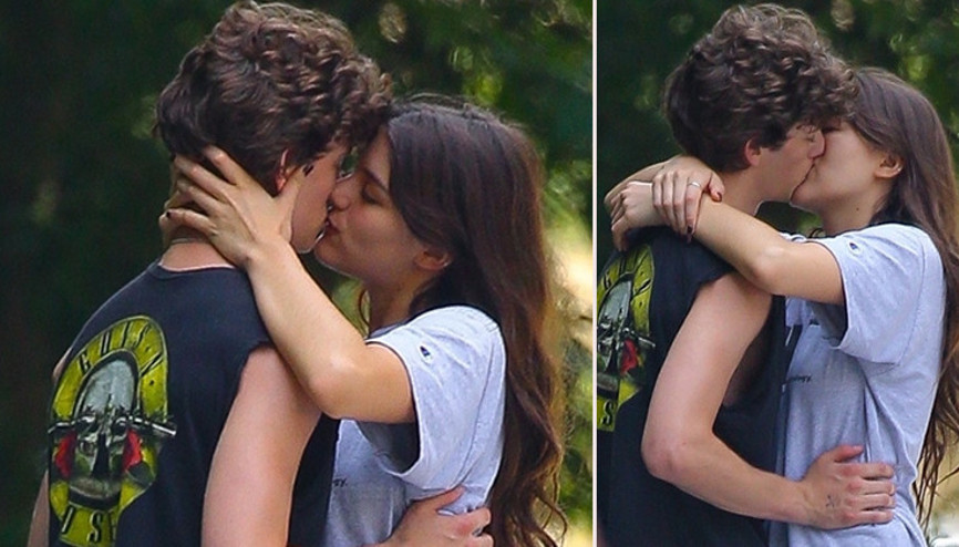 Boynu bükük kız büyüdü, sevgili bile edindi... İlk aşk, ilk öpücük