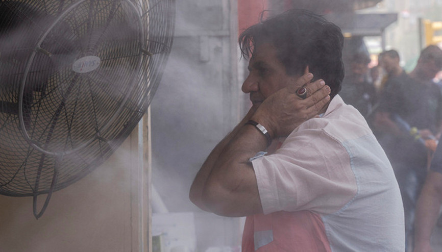 Kavuran sıcaklar mesai saatlerini değiştirdi Kavuran sıcaklar mesai saatlerini değiştirdi