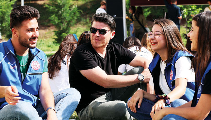Gençlere ücretsiz yaz okulu