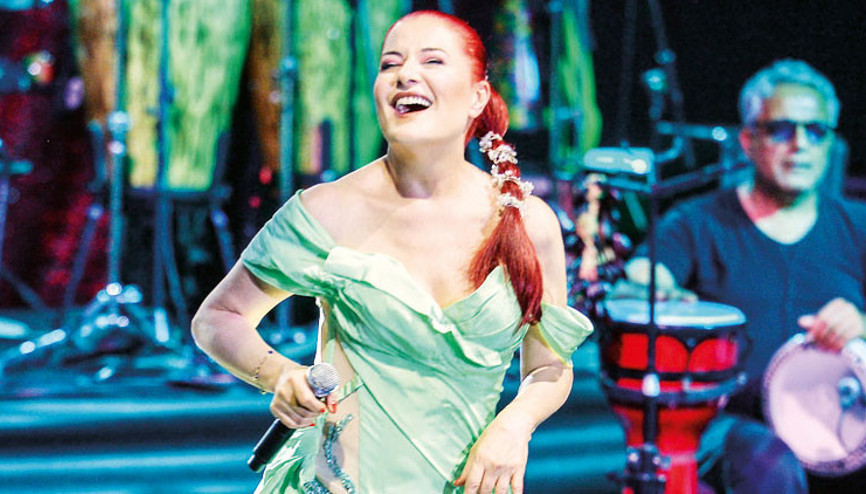 Candan Erçetinden 4 günde 4 konser