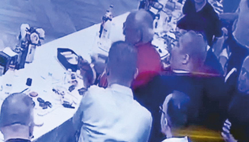 Avukatı boğulmaktan başsavcı kurtardı