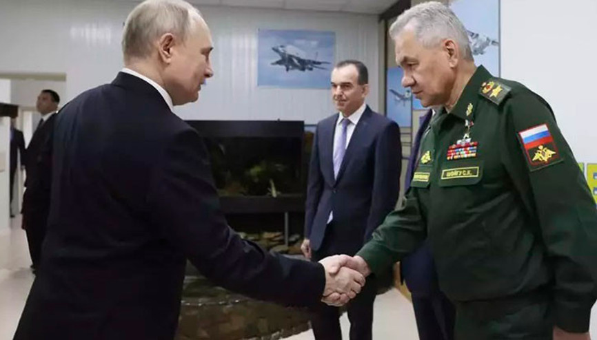 Son dakika… En yakın müttefikiyken Putin görevden almıştı… Eski savunma bakanı için tutuklama emri çıkarıldı