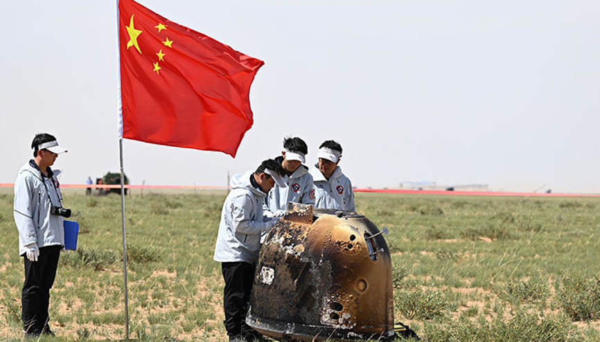 Ayın karanlık yüzünden örnek toplayan Çinin uzay aracı Change-6 Dünyaya döndü