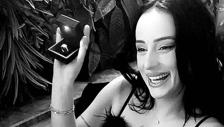 Sibelin ölümü kaza mı cinayet mi Parmak izi detayı... Sibelin ölümü kaza mı cinayet mi Parmak izi detayı...