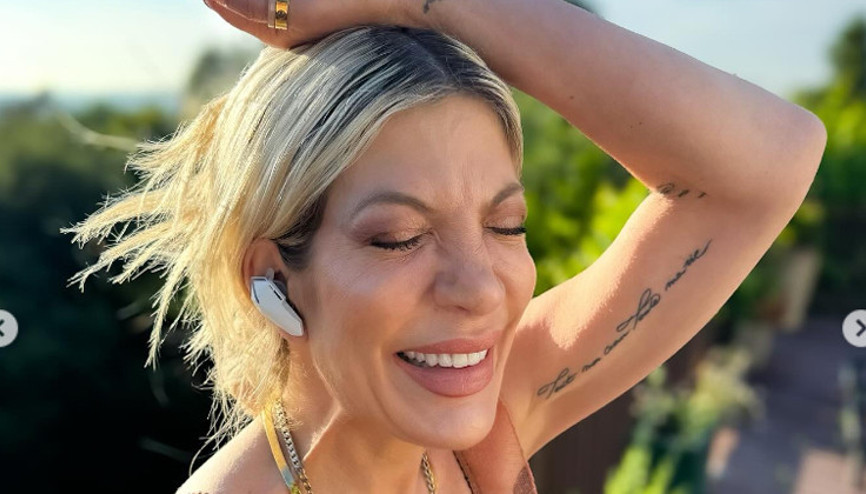 Sevgilimin arkadaşına kandım... Gittim alışveriş merkezinde göğüslerime estetik yaptırdım