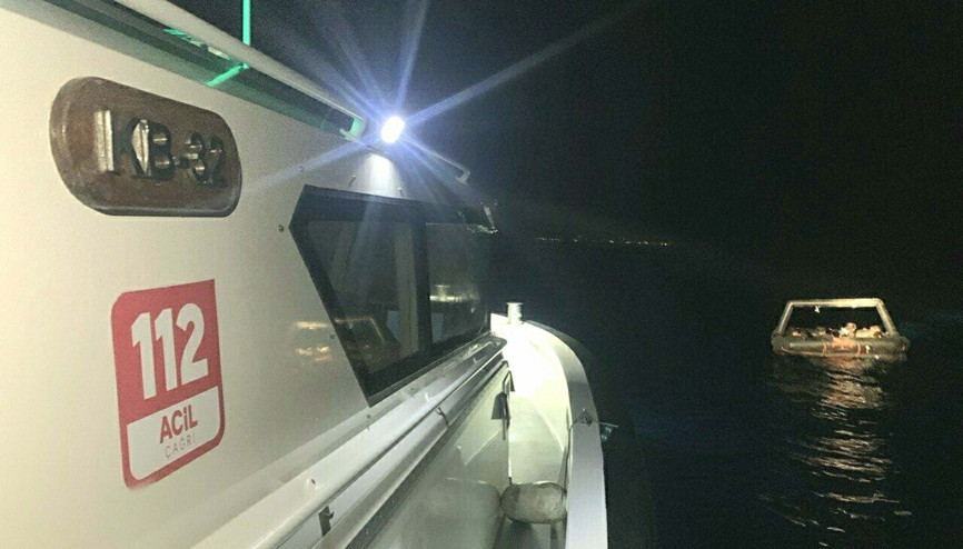 Yunan unsurlarına geri itilen can salındaki 14 kaçak göçmen kurtarıldı