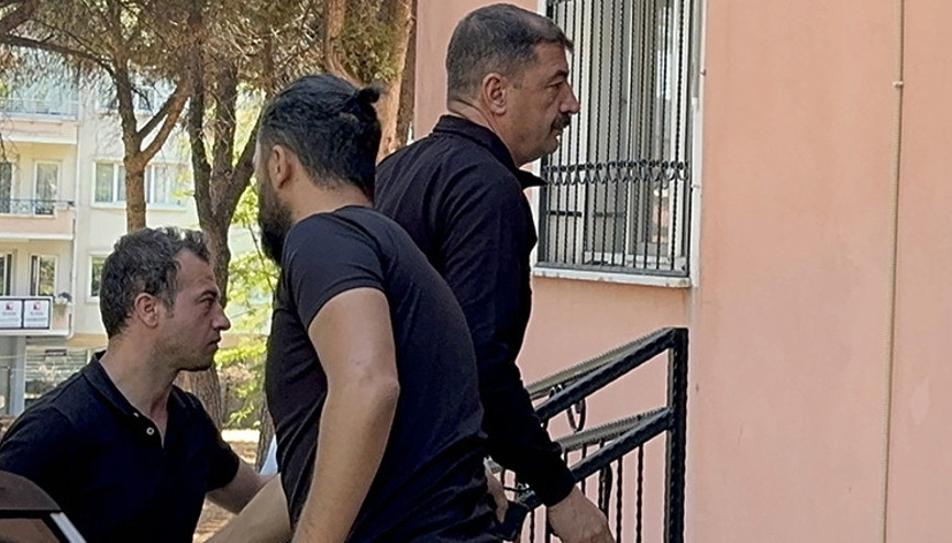 Makam odasında darp: Belediye başkanı gözaltına alındı