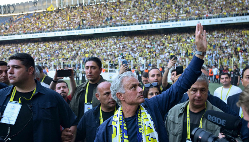 Fenerbahçede yeni sezon kombine fiyatları açıklandı