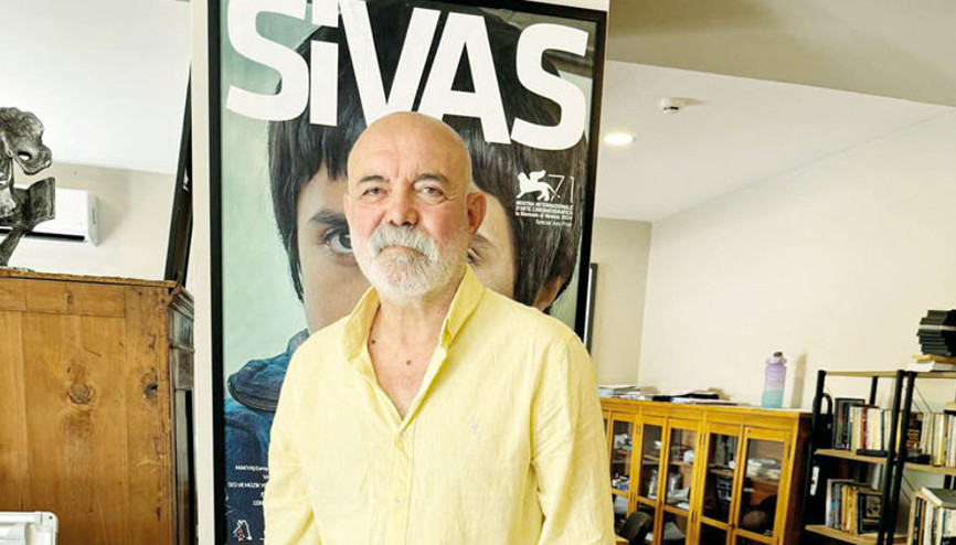Ercan Kesal: Edebiyat hayatımı yoluna koydu