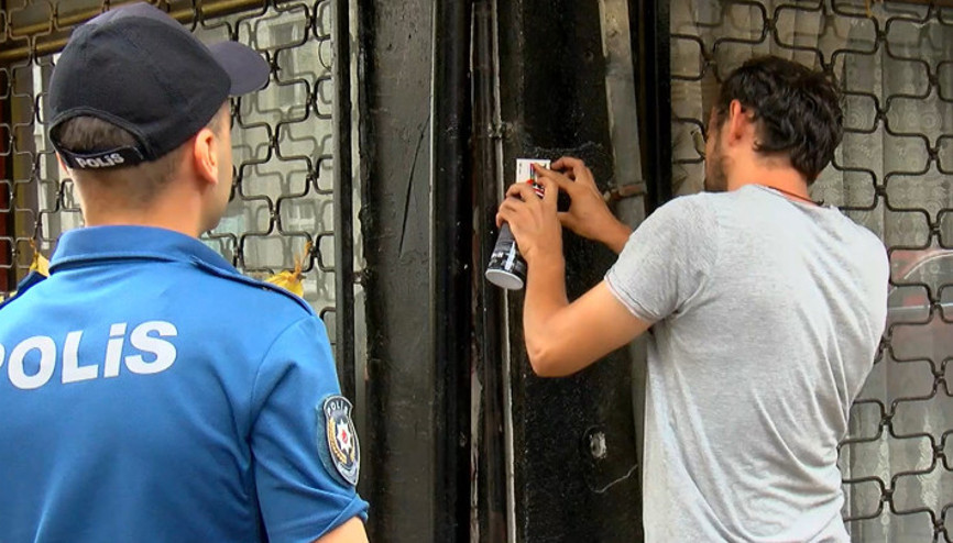 Esenlerde 8 katlı bina çatlaklar nedeniyle tahliye edildi Binanın iki katı sonradan eklenmiş Esenlerde 8 katlı bina çatlaklar nedeniyle tahliye edildi Binanın iki katı sonradan eklenmiş