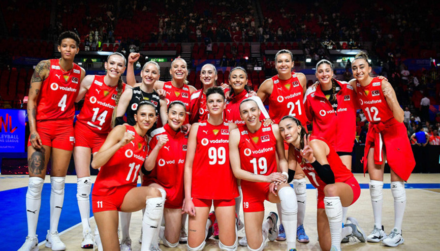 Filenin Sultanları Paris Olimpiyat maçları ne zaman A Milli Kadın Voleybol Takımı olimpiyat maç programı belli oldu