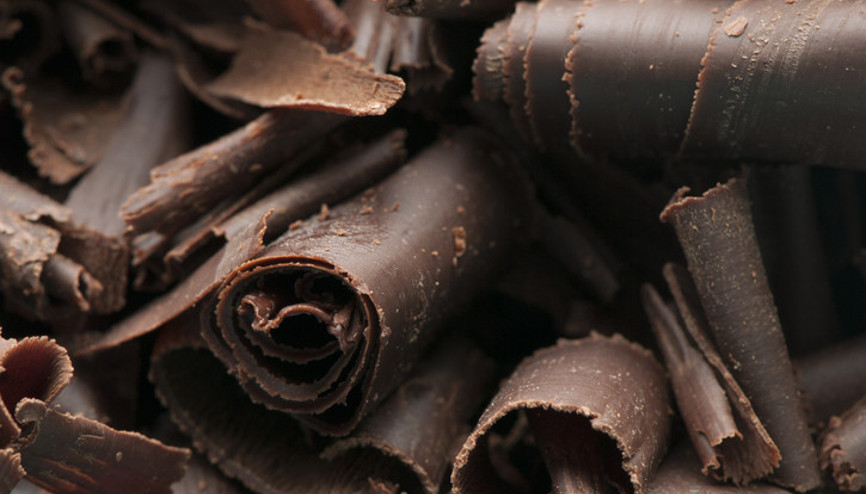 Bitter çikolatanın sağlığa faydaları saymakla bitmiyor ama... Yanında mutlaka bunu da tüketin