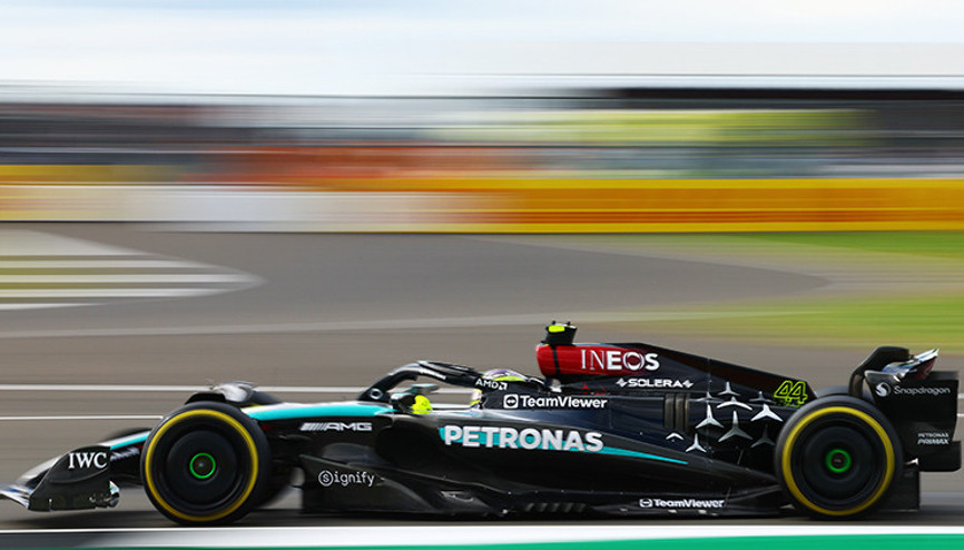 Lewis Hamilton 3 yıl sonra kazandı