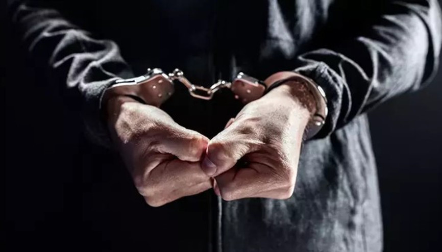 ‘Evde ek iş’ ilanıyla dolandırıcılık yaptıkları iddia edilen 64 kişi yakalandı