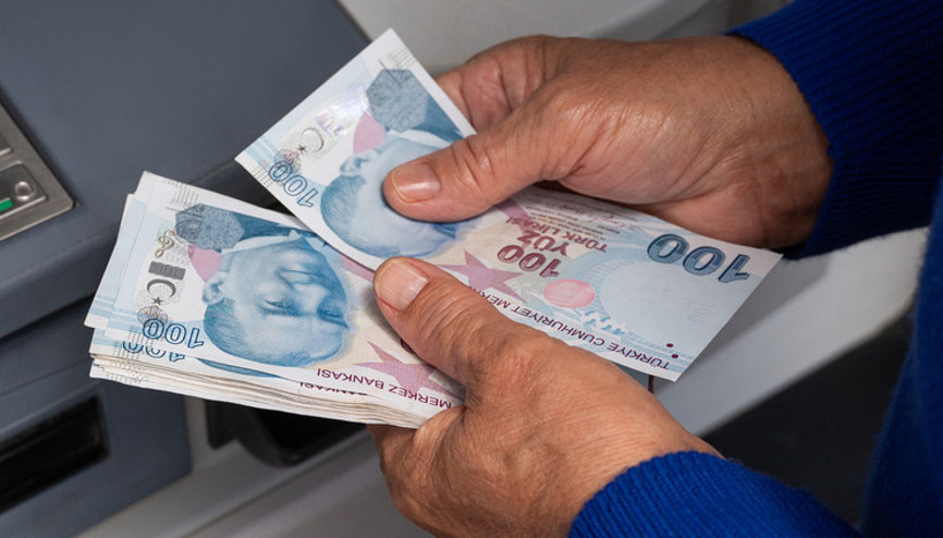 Emekliler ne kadar zam alacak En düşük emekli maaşına zam için toplantı kararı... Maaş farkı yüzde 116ya çıkabilir