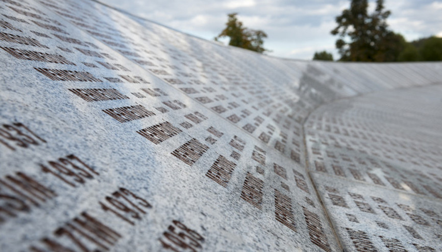 Srebrenitsa Katliamı tarihi ile ilgili bilgiler Srebrenitsa Katliamı nedir, ne zaman ve nerede oldu Srebrenitsa Katliamı tarihi ile ilgili bilgiler Srebrenitsa Katliamı nedir, ne zaman ve nerede oldu