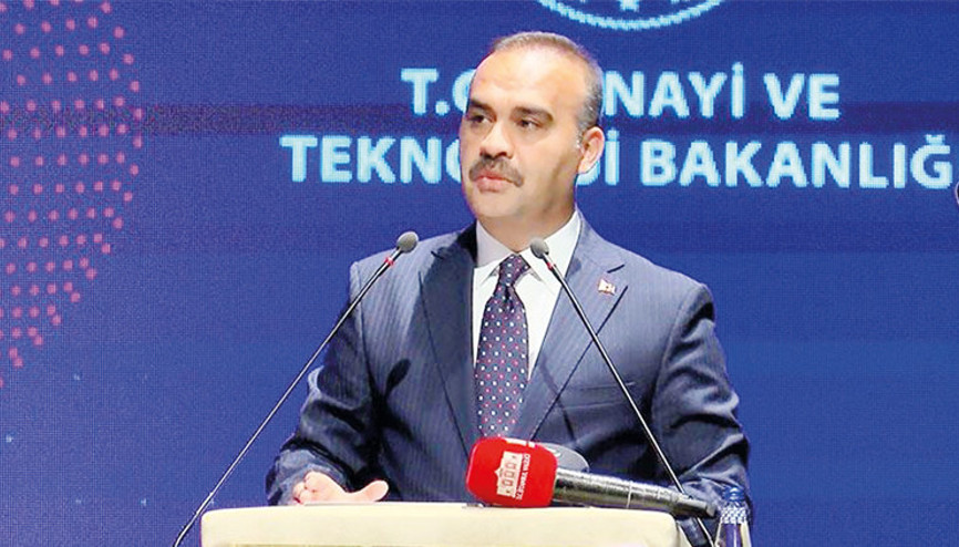 Bakan Kacır: Yeni yatırım haberlerini duyurmak arzusu içindeyiz