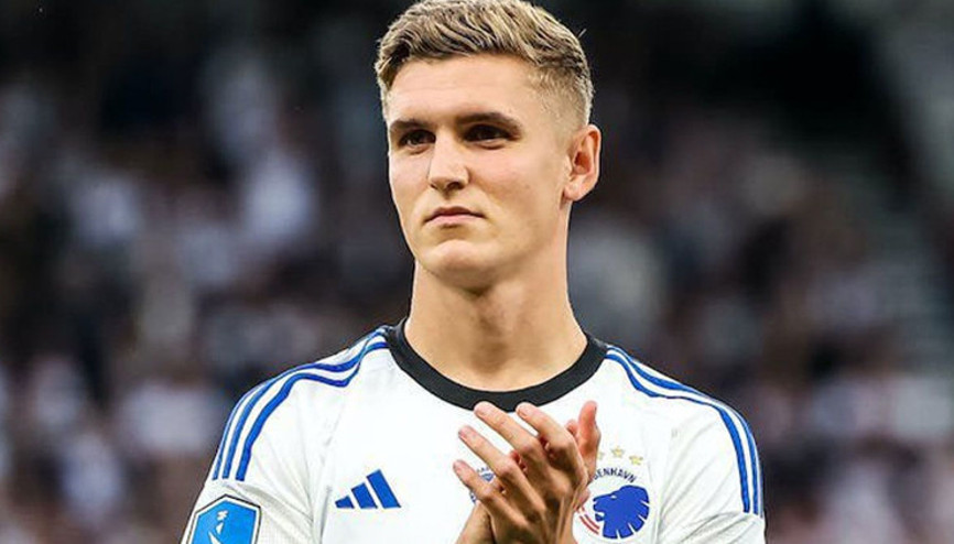 Elias Jelert kimdir, kaç yaşında, hangi mevkide oynuyor Galatasaray’ın transfer teklifi doğrulandı Elias Jelert kimdir, kaç yaşında, hangi mevkide oynuyor Galatasaray’ın transfer teklifi doğrulandı