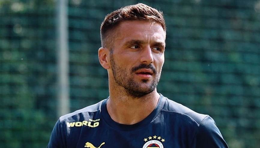 Fenerbahçeli Tadic, Sırbistan Milli Takımını bıraktı