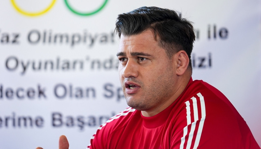 Güreş faaliyetlerine katılması yasaklanan Rıza Kayaalp: Vicdanım rahat...