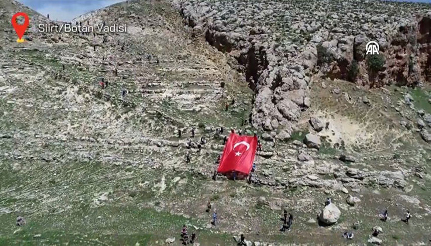 Bakan Yerlikayadan Botan Vadisine ilişkin paylaşım